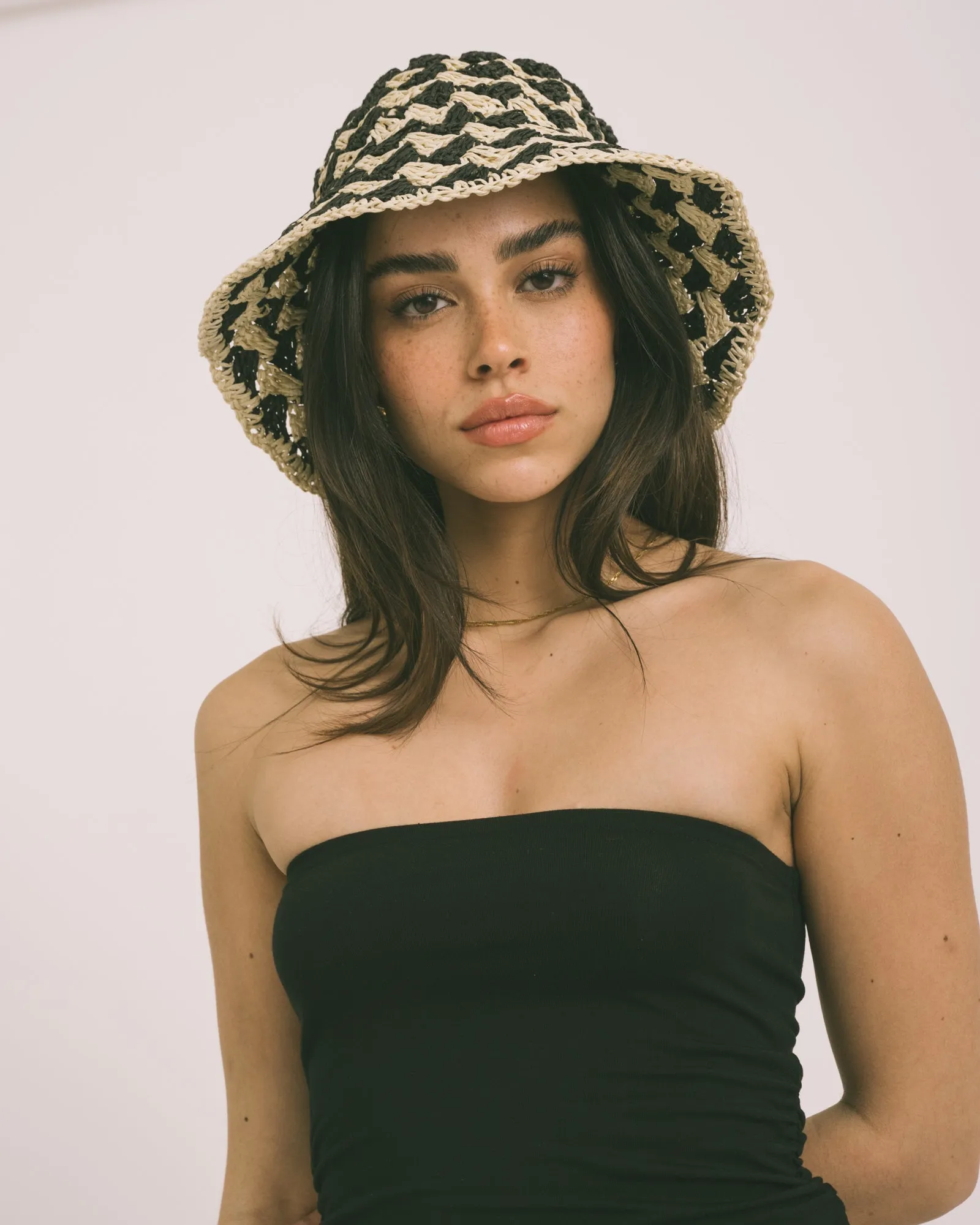 Bucket Hat Zigzag Black Beige