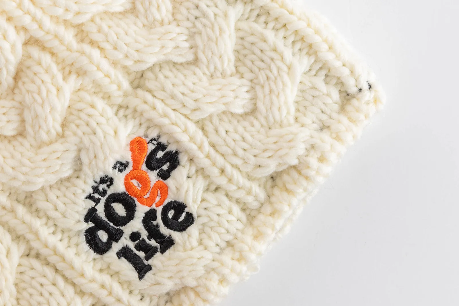 Cable Knit  Beanie with Faux Fur Pom - Off White