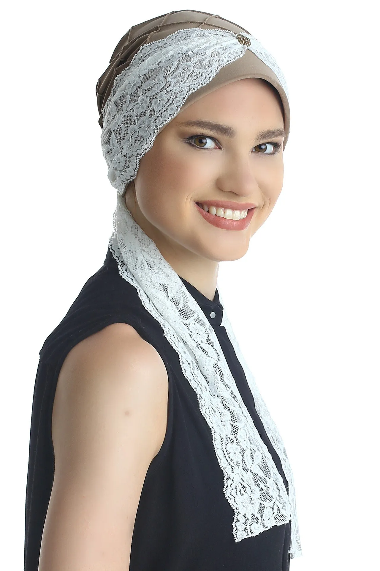 Diamond Patterned Hat with Long Lace Tails