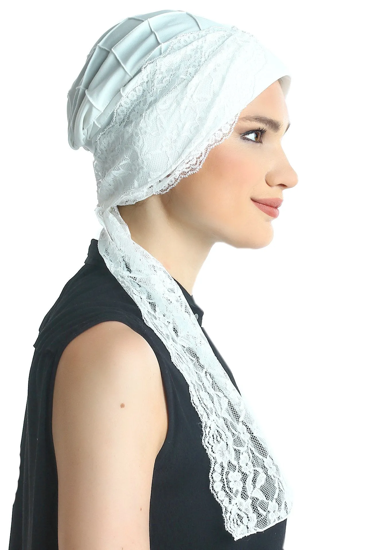 Diamond Patterned Hat with Long Lace Tails