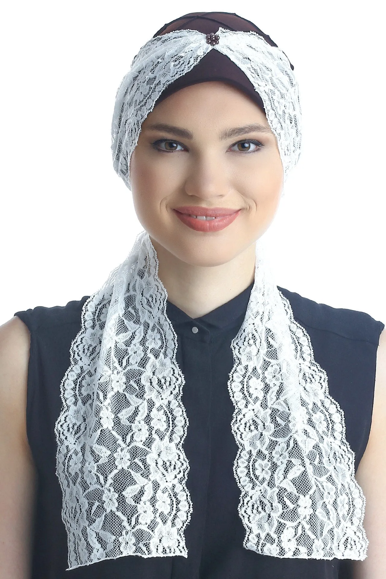 Diamond Patterned Hat with Long Lace Tails