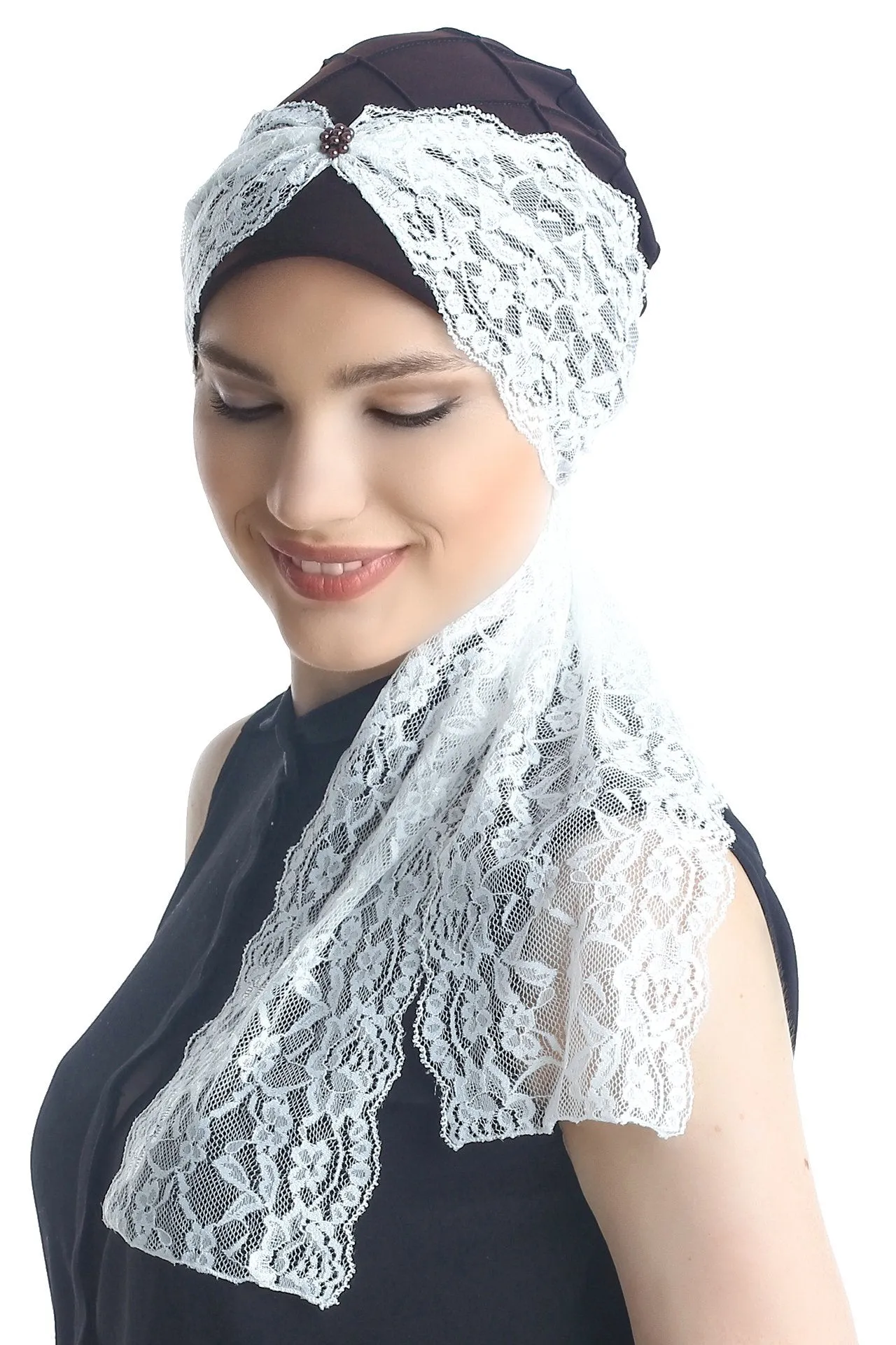 Diamond Patterned Hat with Long Lace Tails
