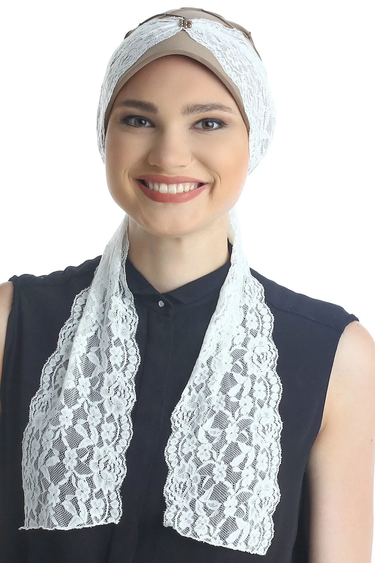 Diamond Patterned Hat with Long Lace Tails