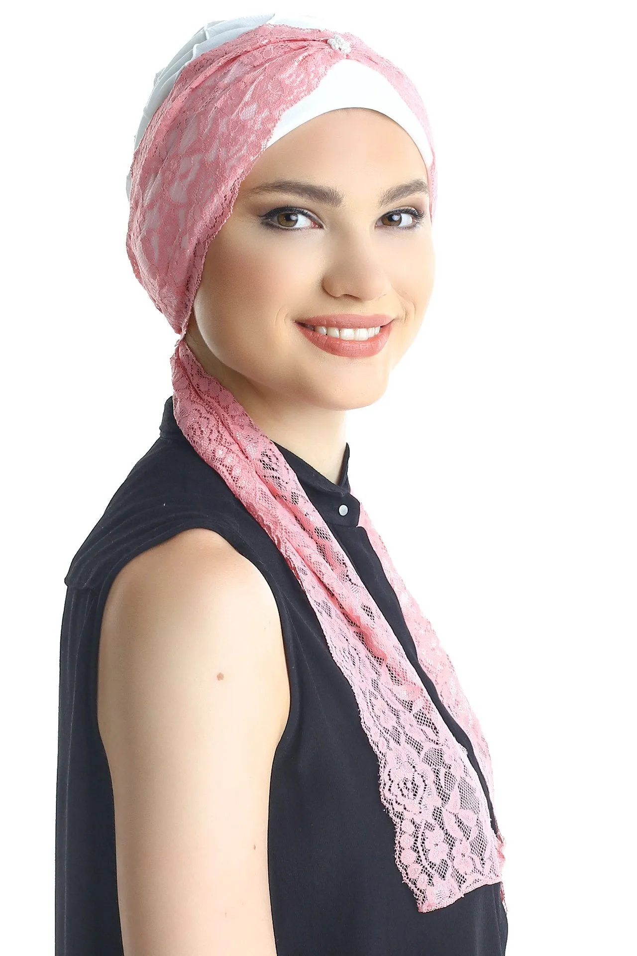 Diamond Patterned Hat with Long Lace Tails