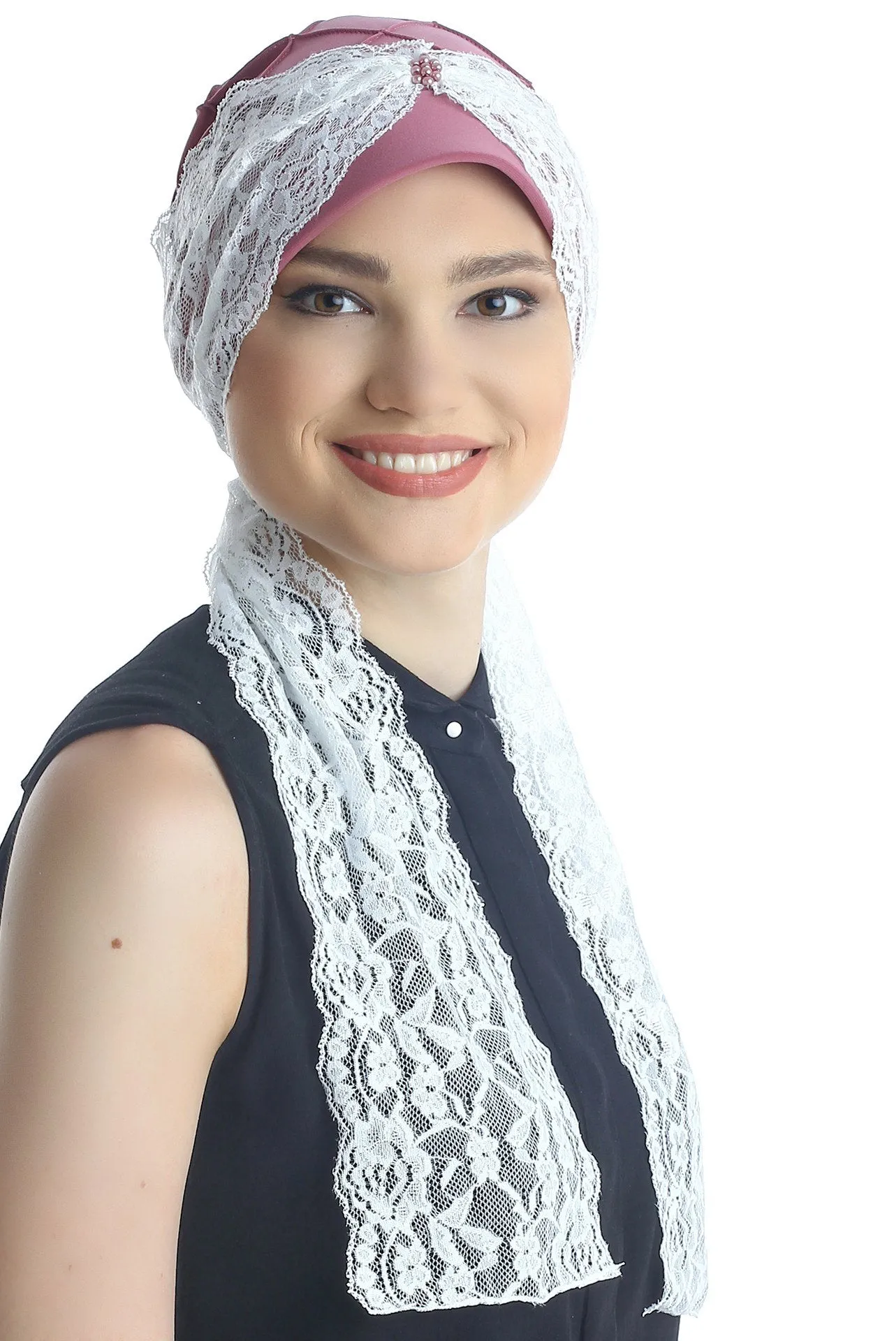 Diamond Patterned Hat with Long Lace Tails
