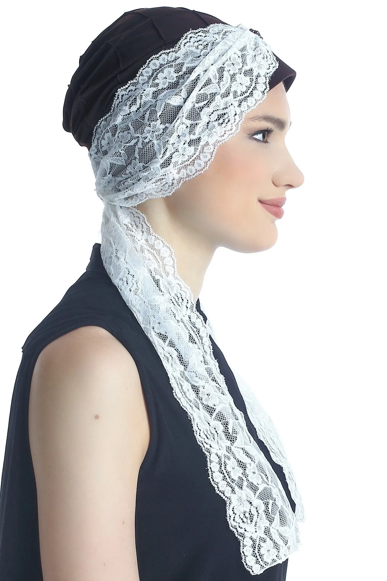 Diamond Patterned Hat with Long Lace Tails