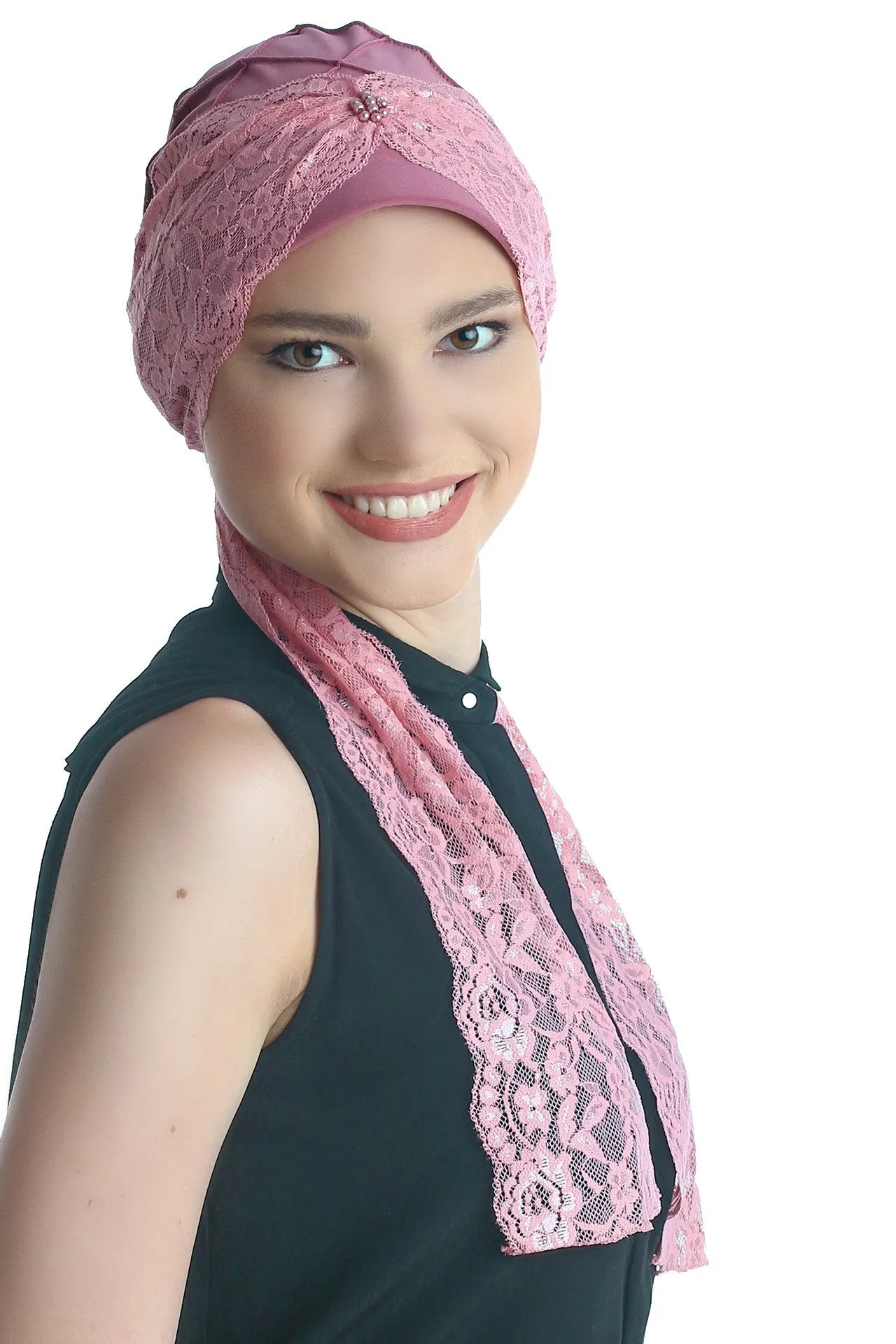 Diamond Patterned Hat with Long Lace Tails