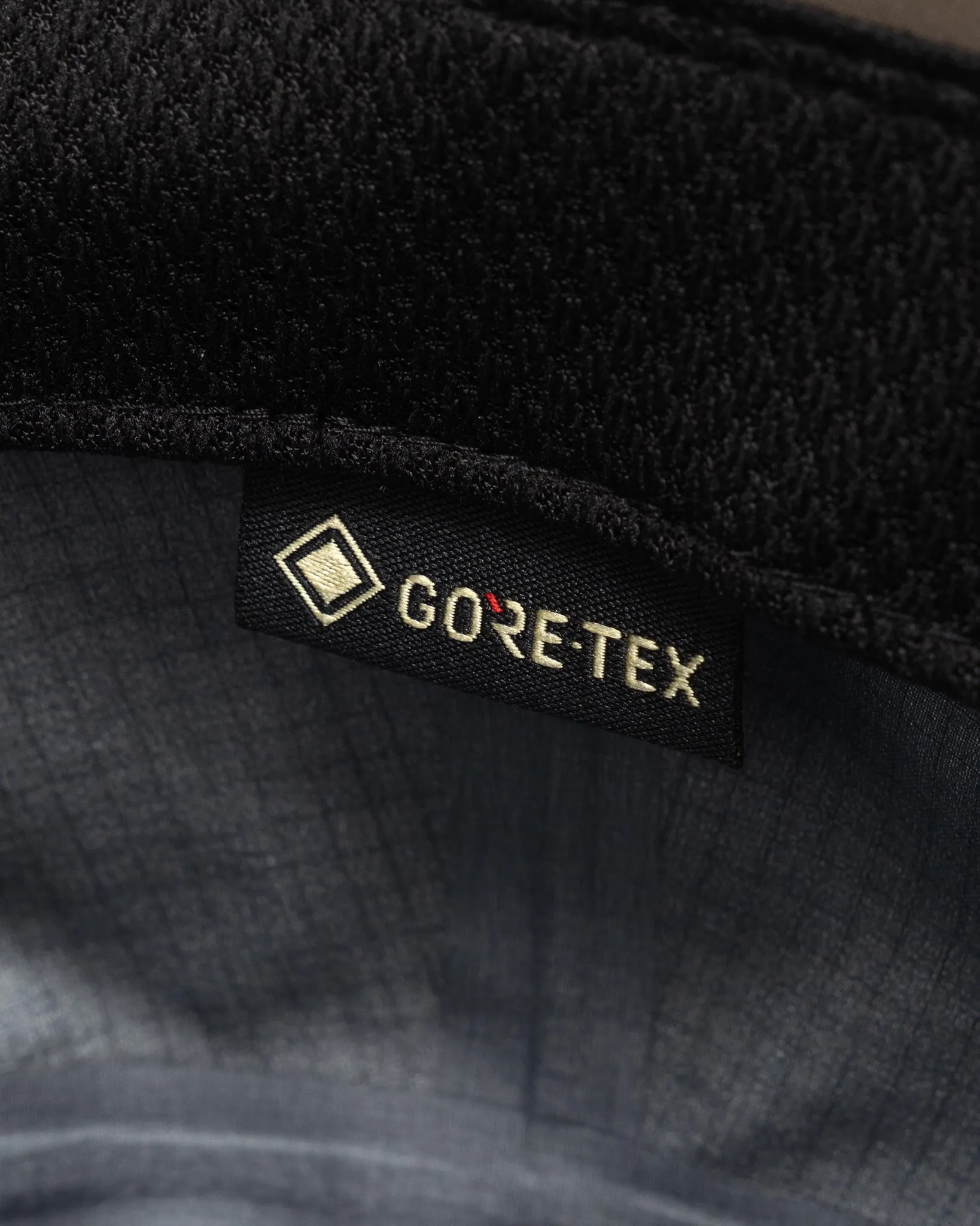 Horizon Bucket Hat - GORE-TEX 3L Nylon Earth