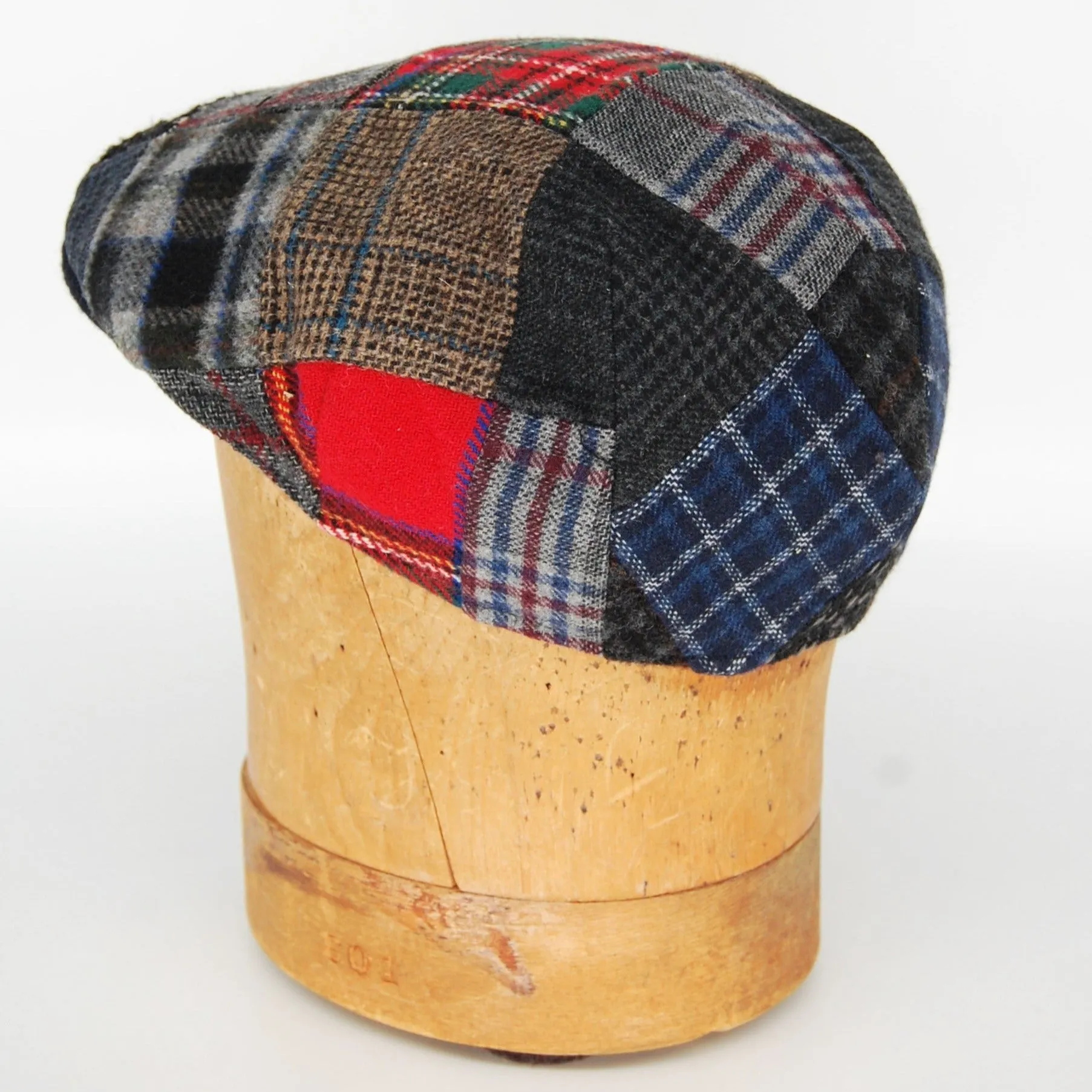 Leo, Tartan Patch