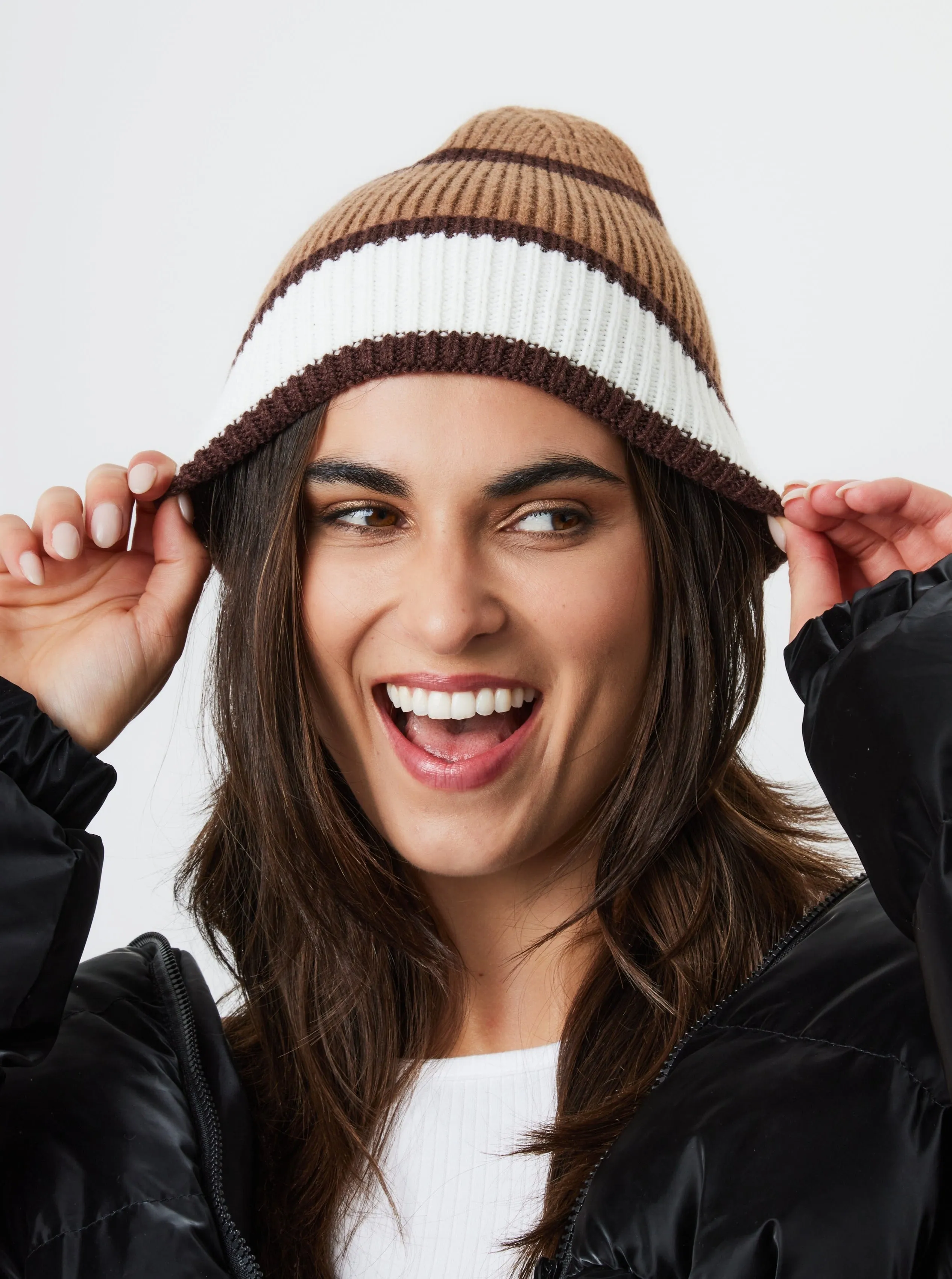 Stripe Beanie in Brown