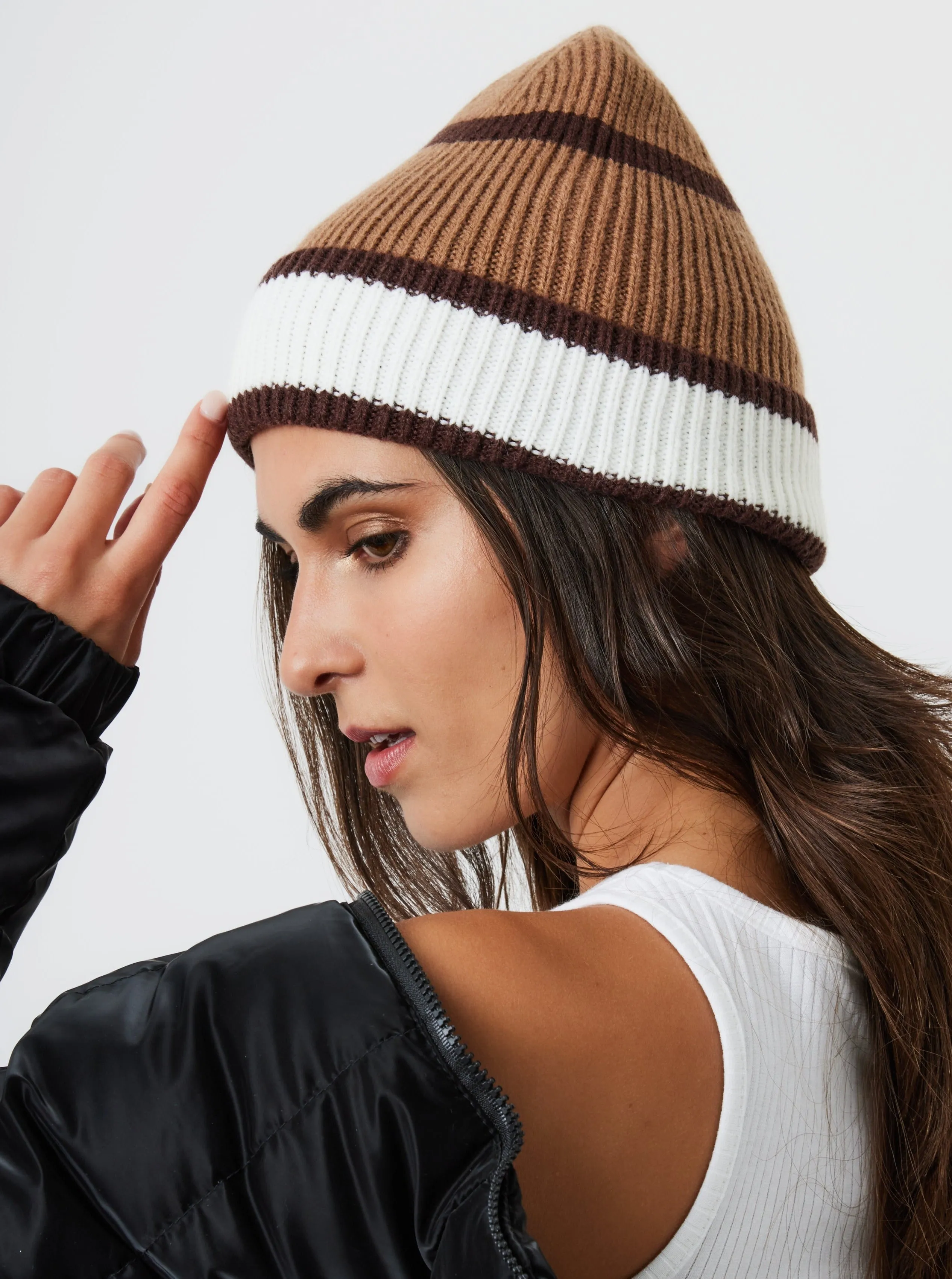 Stripe Beanie in Brown
